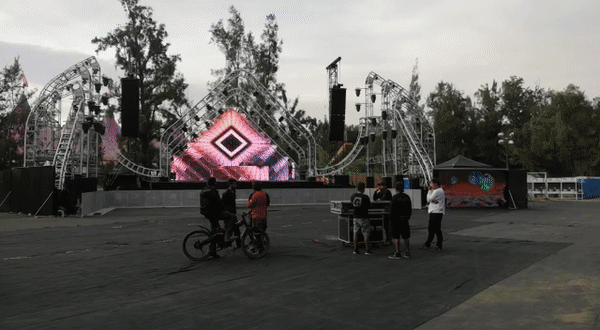 fariba edc escenario.gif